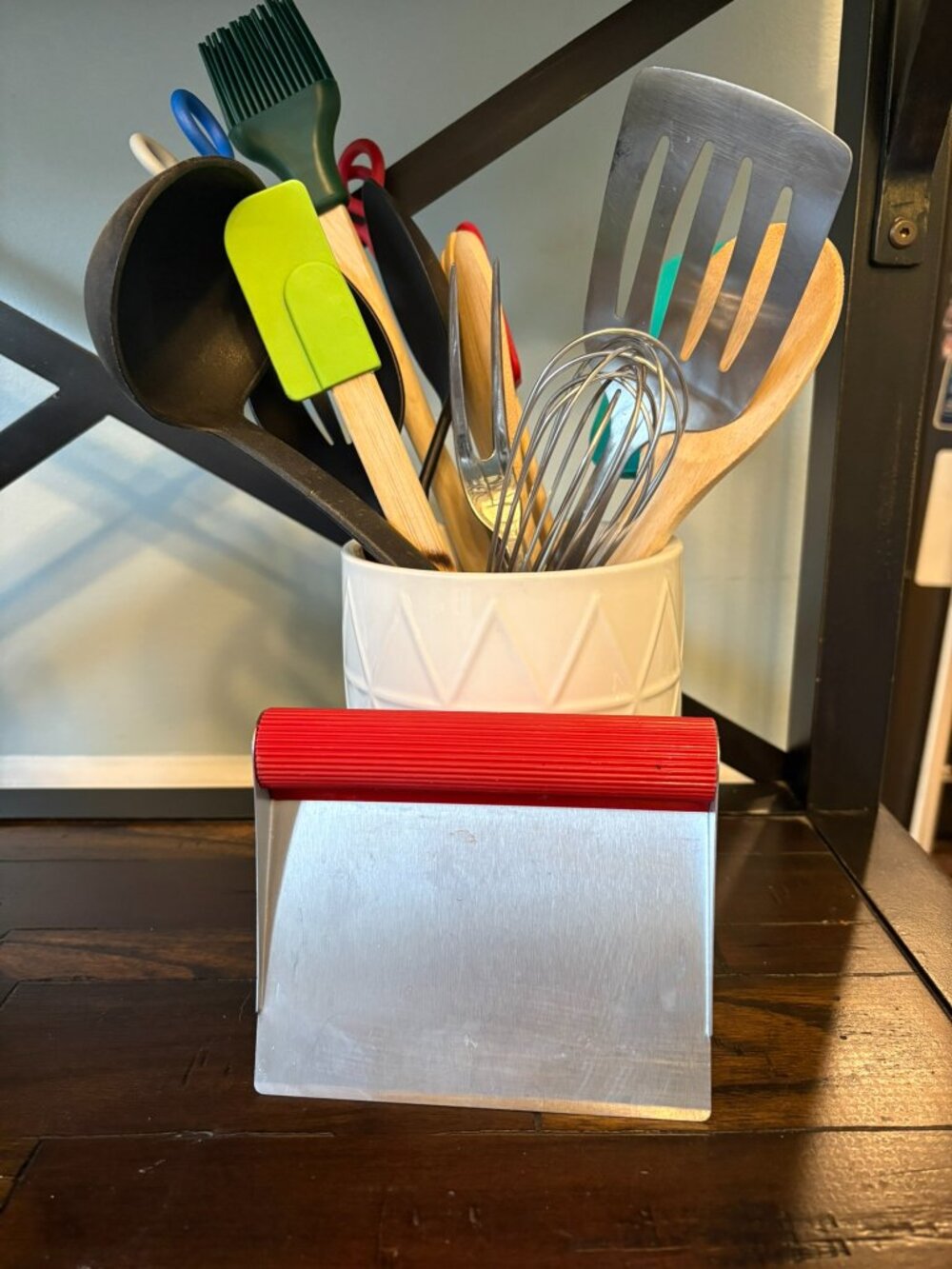 Le Creuset & Mixed Premium Silicone Wood Handle Utensil Lot - 10+ Pieces